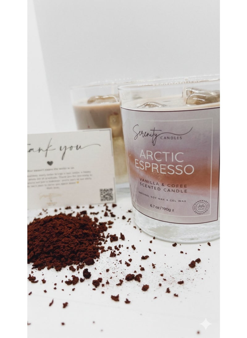 Serenity Candles شمعة سيرينيتي آرتك إسبريسو المعطرة المصنوعة يدويًا، ١٩٠ غرام - Image 1